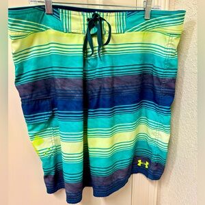 Under Armour men’s board shorts XL